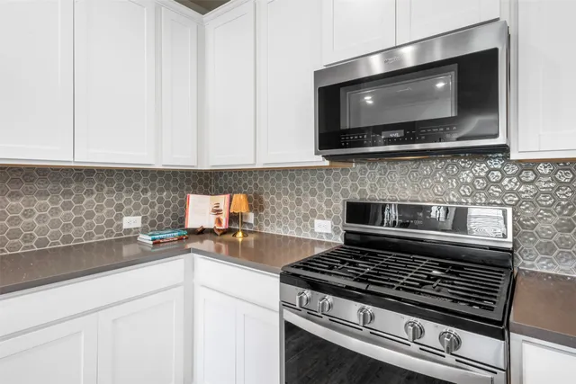 $319,000 | 1992 Shim Ball Way, Pearland, TX 77089