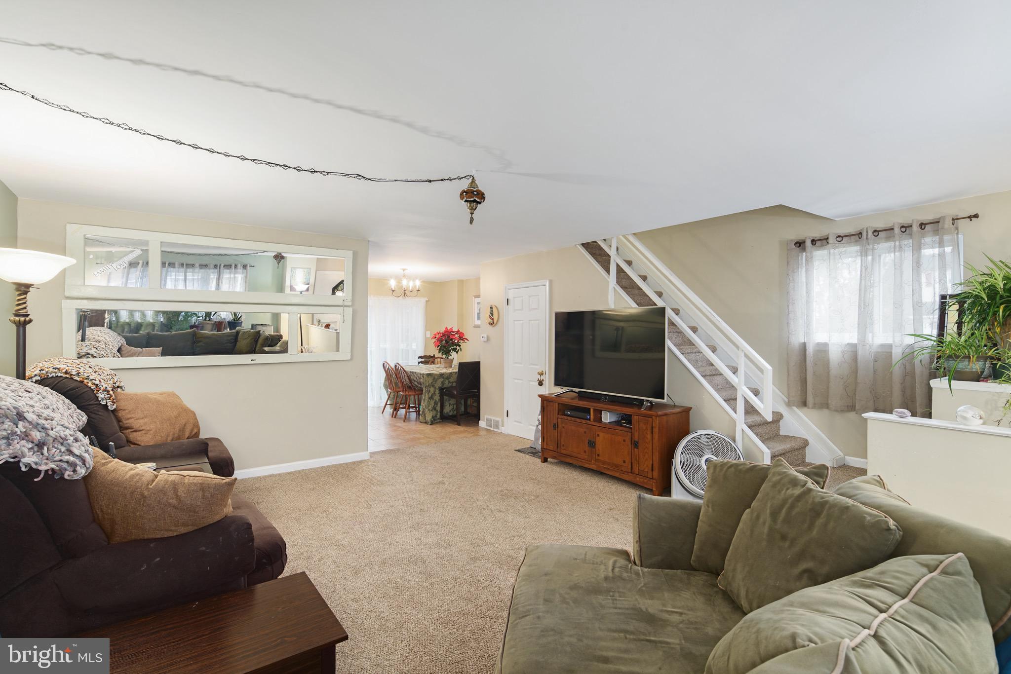 3110 Morning Glory Road Philadelphia, PA 19154 - Photo 6 of 33 Gallery Image 6