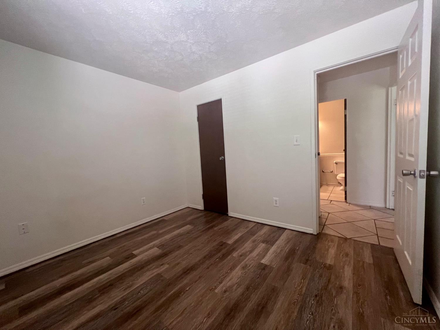 6584 Hearne Road, Unit 24 Cincinnati, OH 45248 - Photo 16 of 18