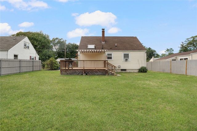 $382,500 | 118 Airway Road, Warwick, RI 02886