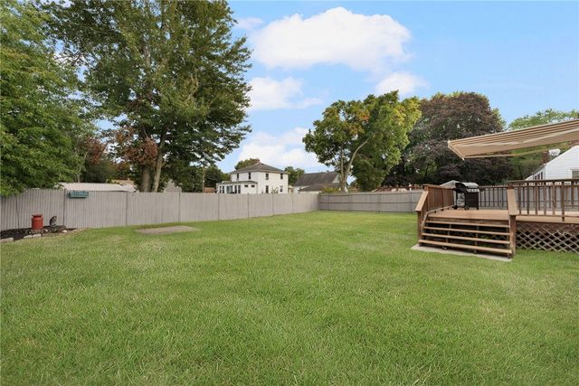 $382,500 | 118 Airway Road, Warwick, RI 02886