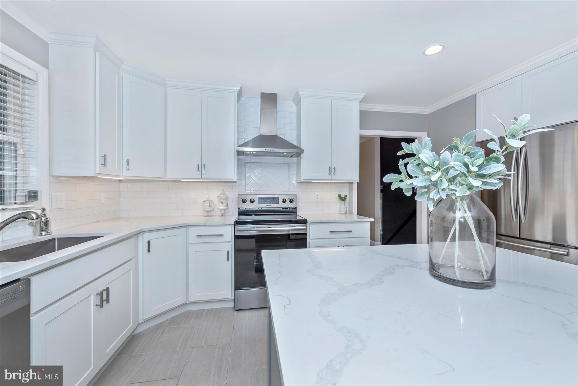 10732 Liberty Road Frederick, MD 21701 - Photo 14 of 30 Gorgeous quartz countertops