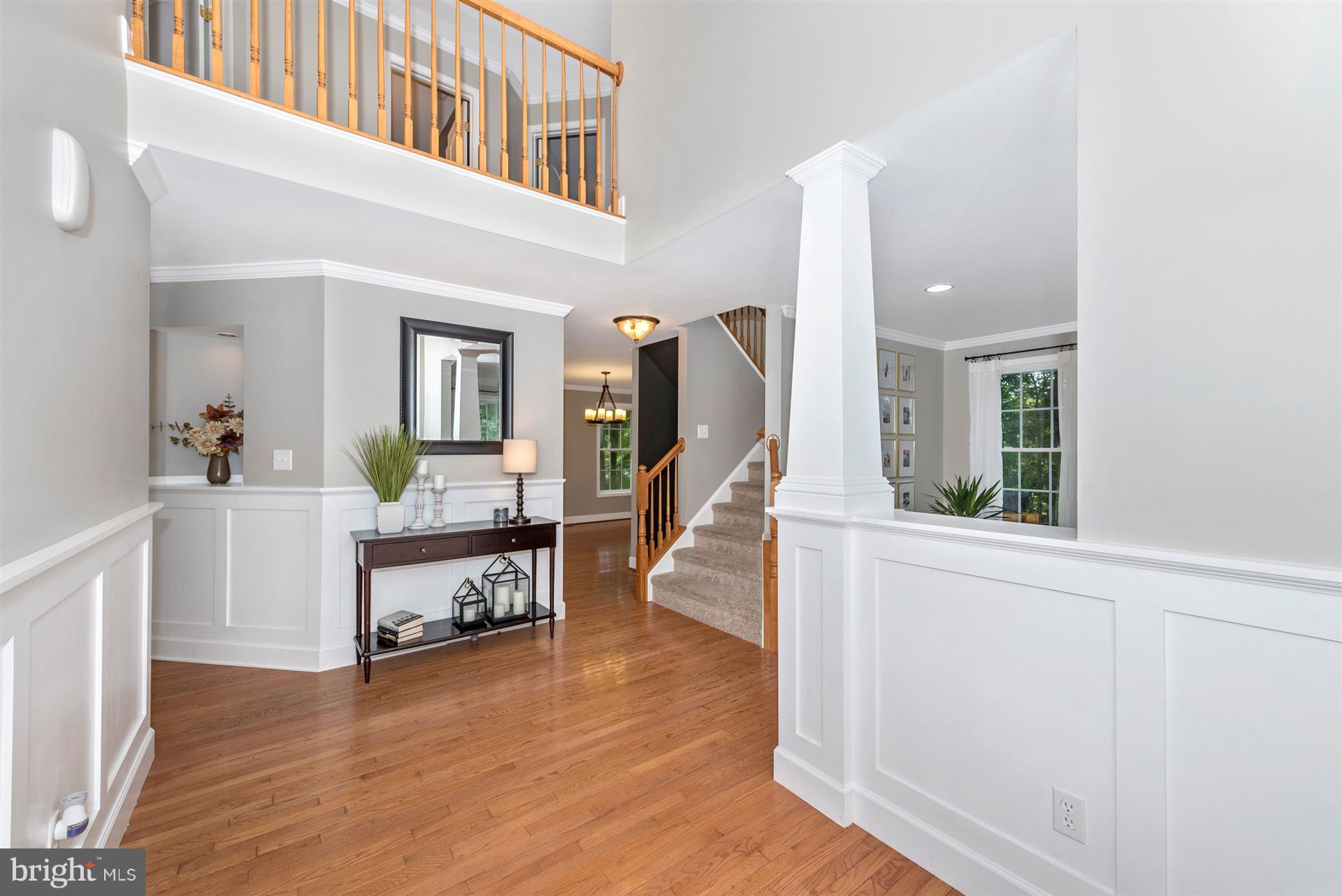 10732 Liberty Road Frederick, MD 21701 - Photo 8 of 30 Elegant Entry