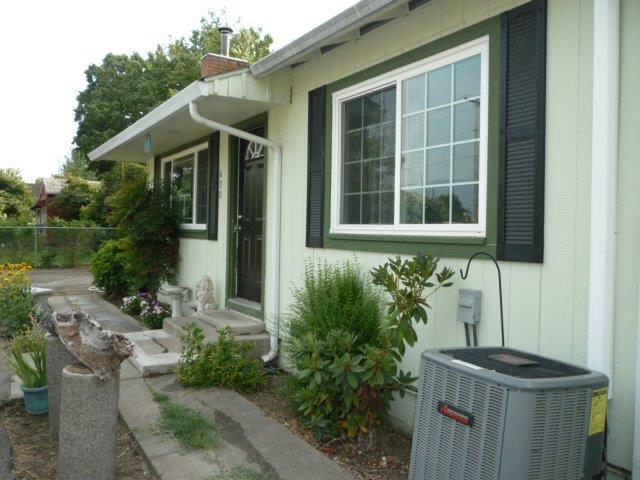 630 Lincoln Road Grants Pass, OR 97526 - Photo 4 of 18 Additional Photo