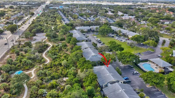$269,000 | 588 Trace Circle, Unit 211, Deerfield Beach, FL 33441