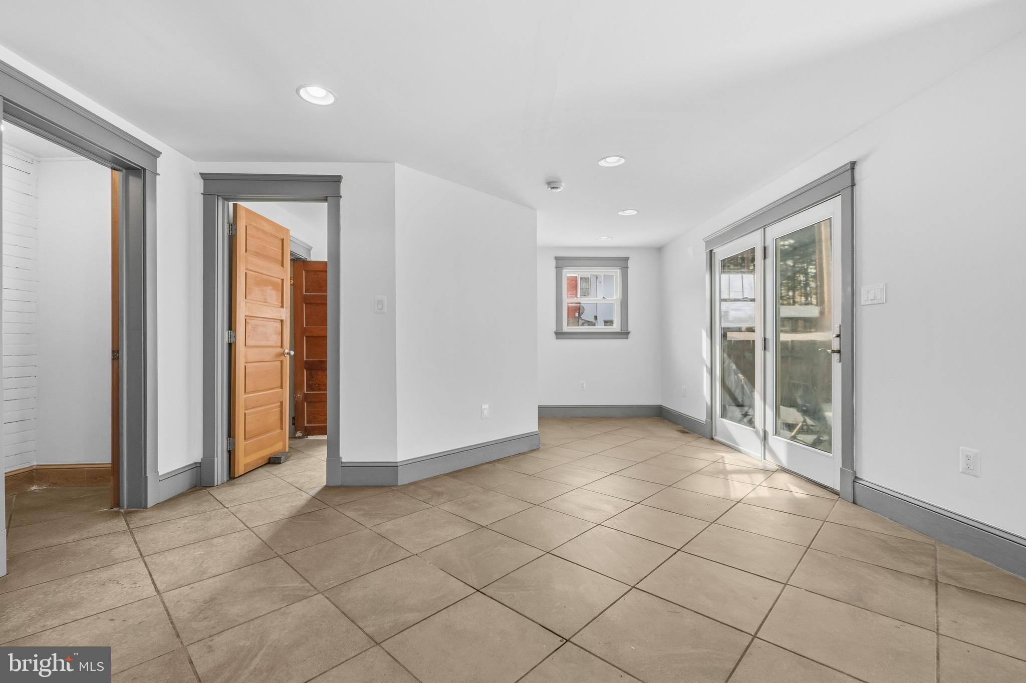 5506 Jefferson Pike Frederick, MD 21703 - Photo 14 of 52