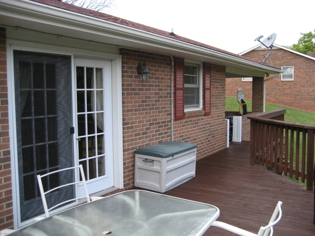 160 Highfield Road Rocky Mount, VA 24151 - Photo 8 of 39 Back Deck