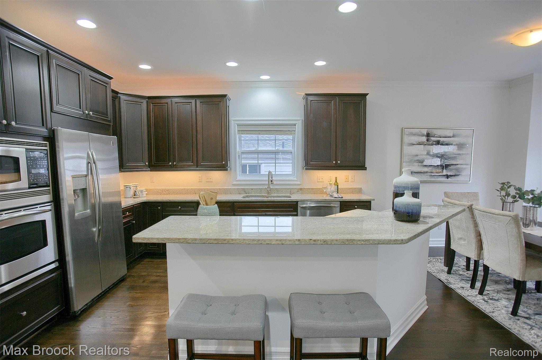 907 Ruffner Avenue Birmingham, MI 48009 - Photo 10 of 40 Kitchen.jpg