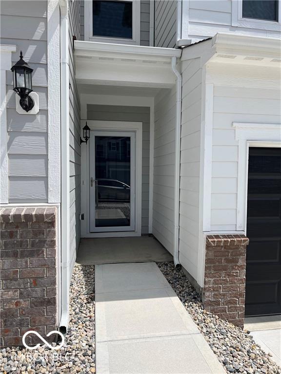 13517 Dewpoint Lane Fishers, IN 46037 - Photo 4 of 23