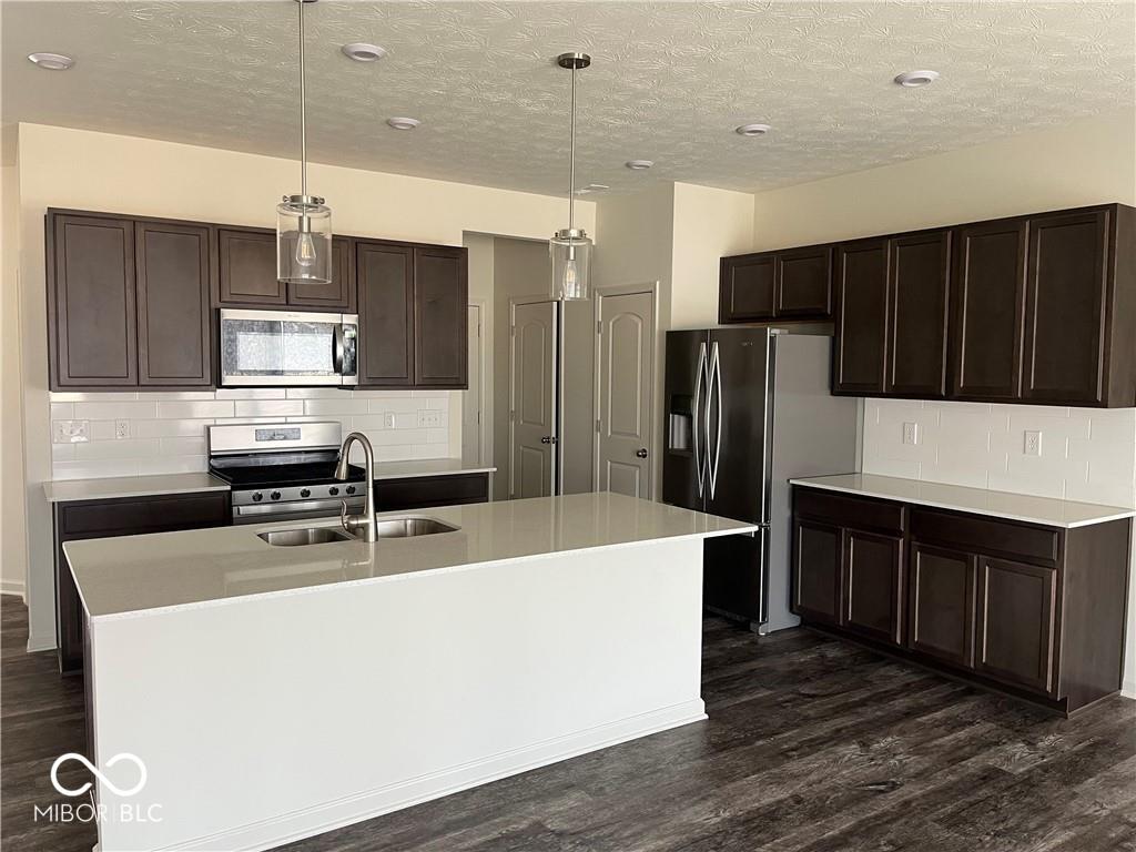 13517 Dewpoint Lane Fishers, IN 46037 - Photo 5 of 23