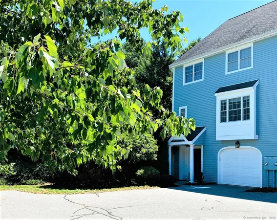 $3,300 | 109 Overshot Drive, Unit 109, Glastonbury, CT 06073