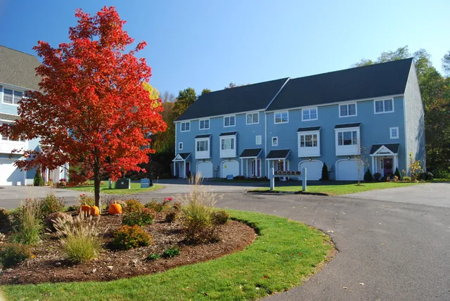 $3,500 | 109 Overshot Drive, Unit 109, Glastonbury, CT 06073