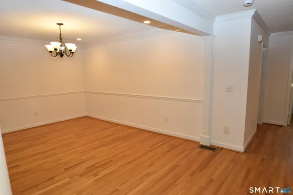 $3,300 | 109 Overshot Drive, Unit 109, Glastonbury, CT 06073