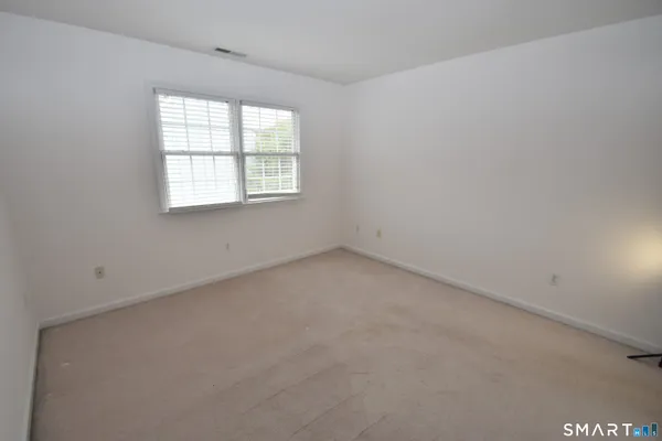 $3,300 | 109 Overshot Drive, Unit 109, Glastonbury, CT 06073