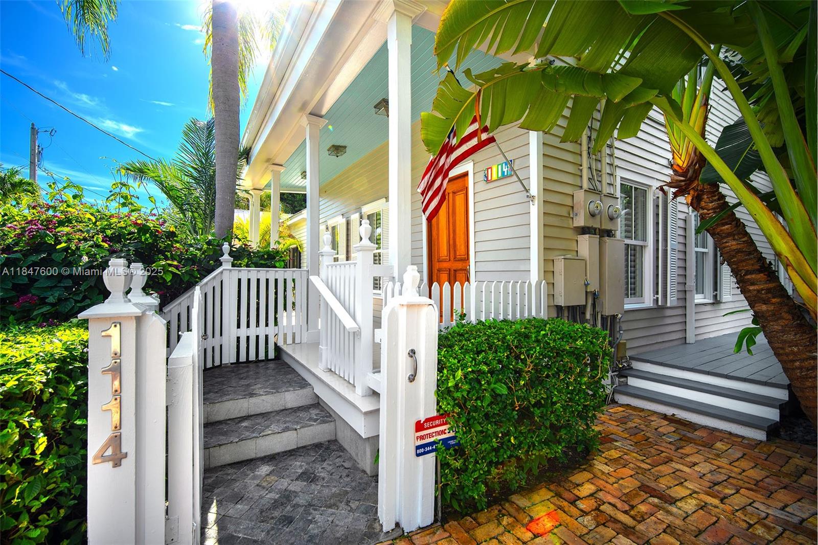 1114 Packer Street Key West, FL 33040 - Photo 15 of 98