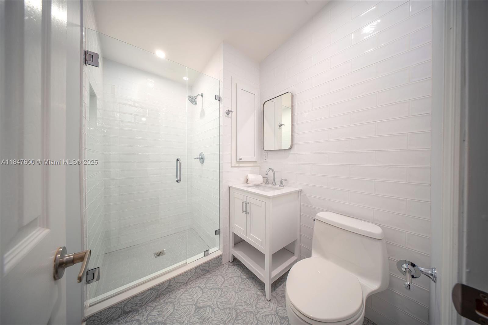 1114 Packer Street Key West, FL 33040 - Photo 77 of 98