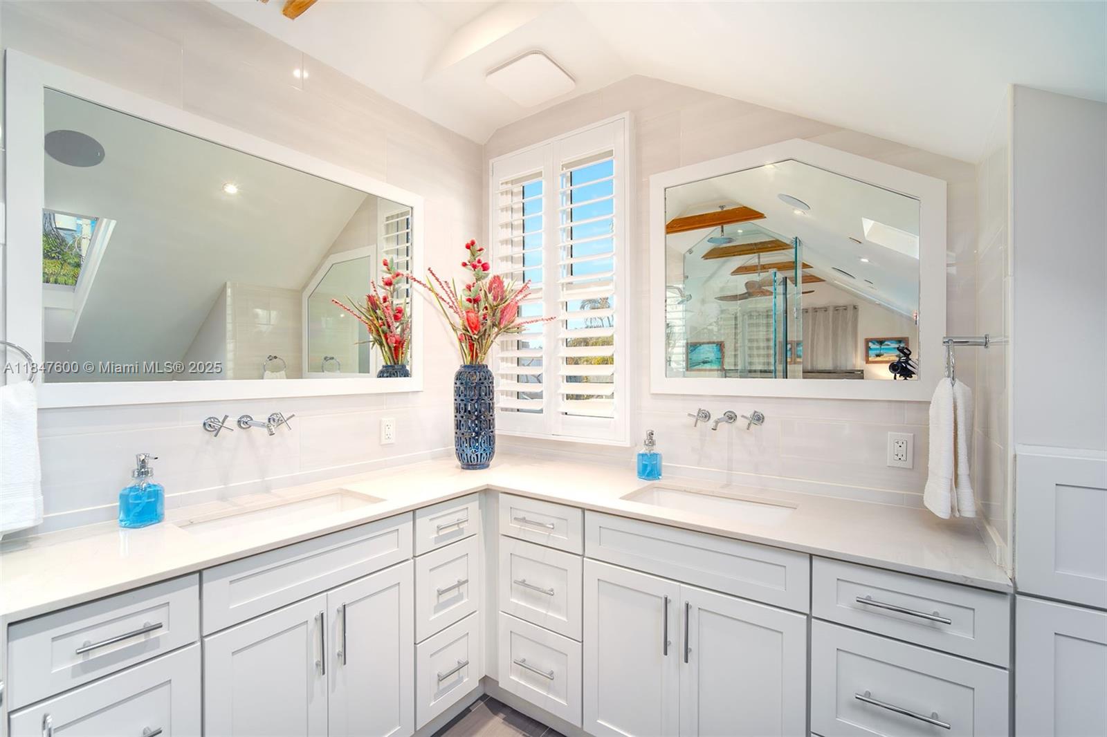 1114 Packer Street Key West, FL 33040 - Photo 95 of 98 Primary