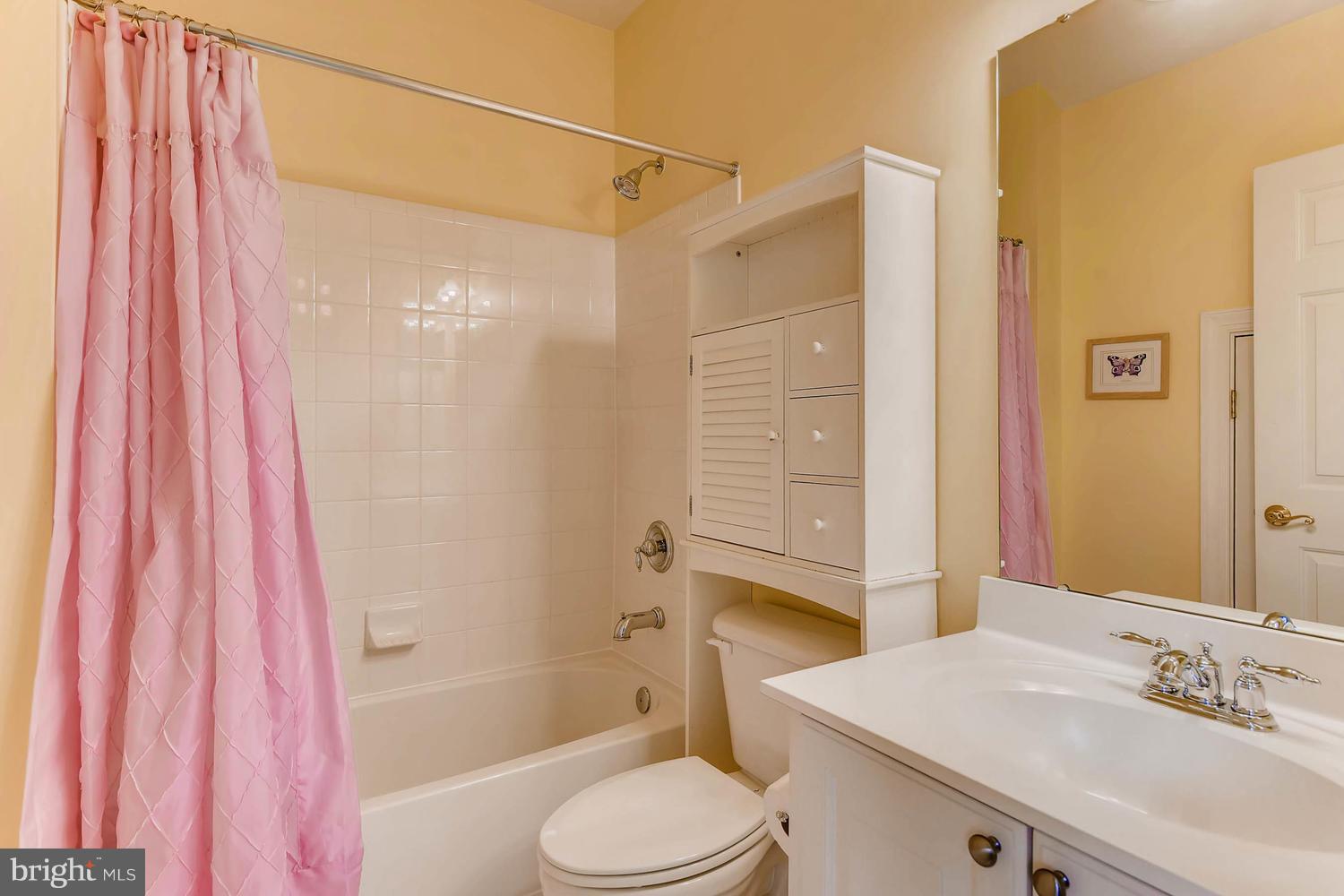 9824 Kraft Hill Road Perry Hall, MD 21128 - Photo 22 of 30 Attached bath