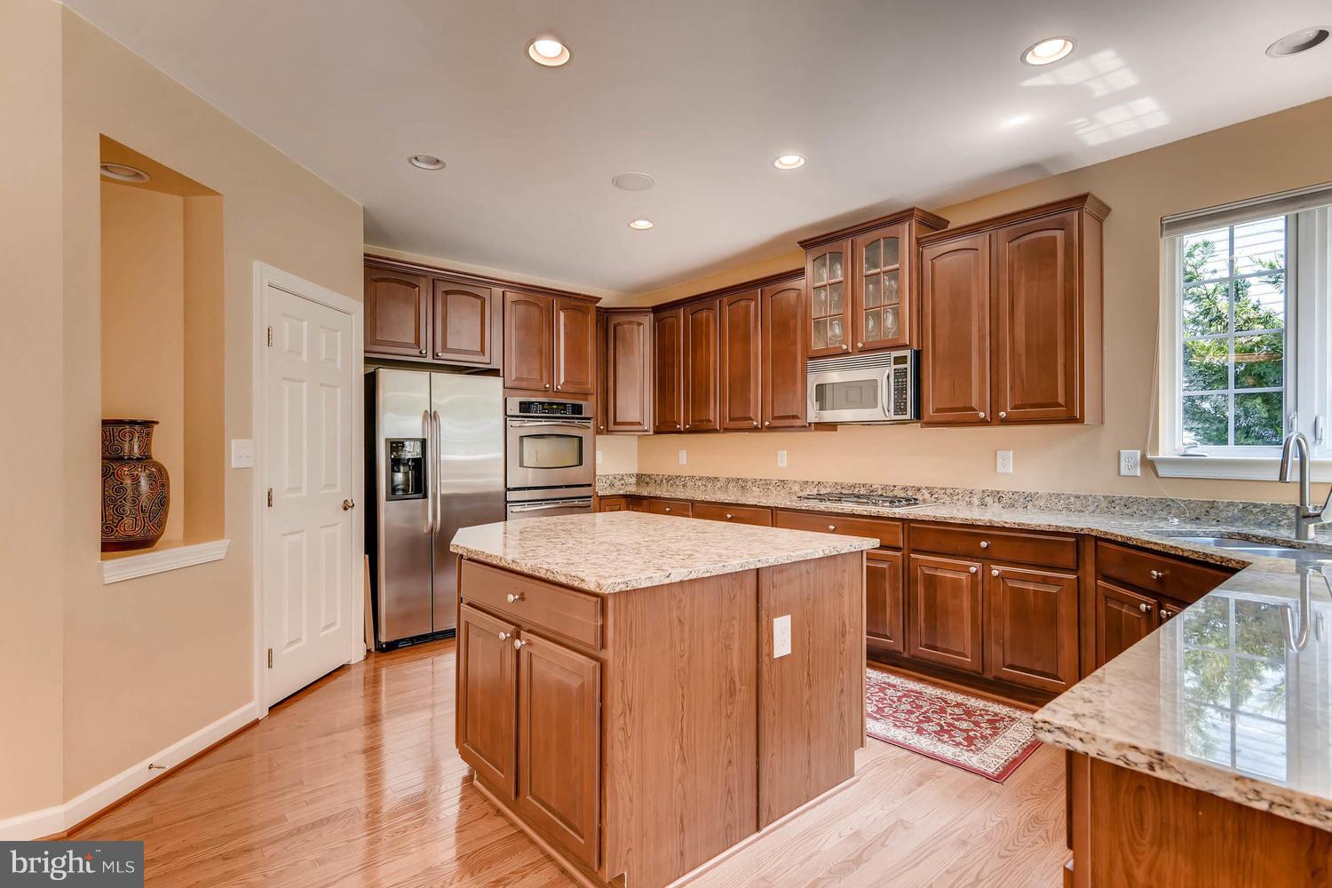 9824 Kraft Hill Road Perry Hall, MD 21128 - Photo 9 of 30 Stainless steel appliances