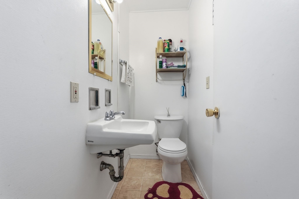 170 East Hadley Road, Unit 120 Amherst, MA 01002 - Photo 14 of 33