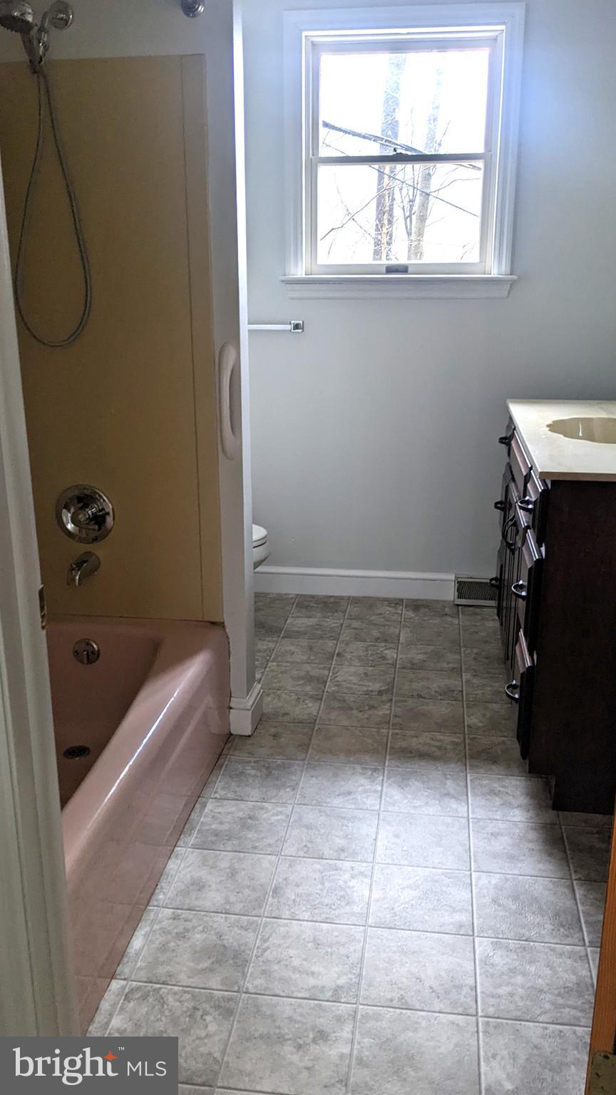 594 Truce Road New Providence, PA 17560 - Photo 8 of 33