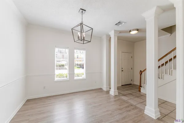 $1,300 | 203 Rue D 'Iberville, Houma, LA 70360