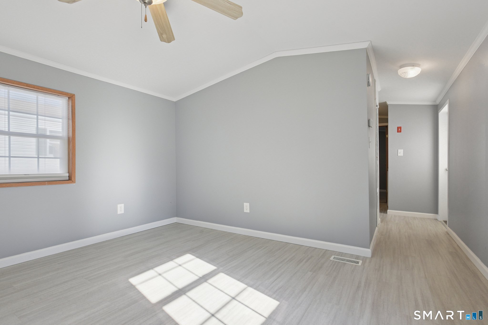 5 Cook Terrace Westbrook, CT 06498 - Photo 11 of 19 The living room