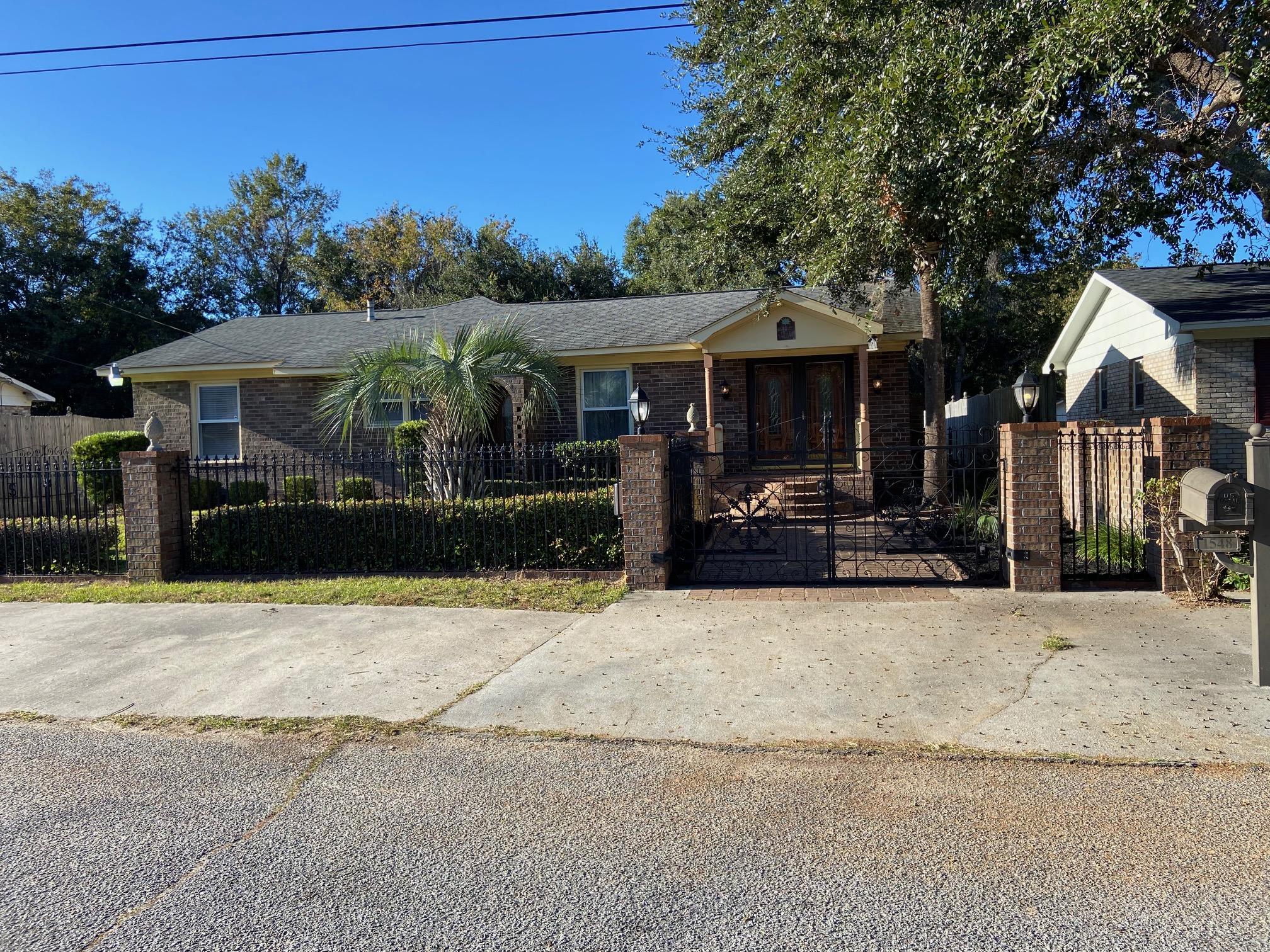 1548 Seacroft Road Charleston, SC 29412 - Photo 2 of 48 IMG_1346