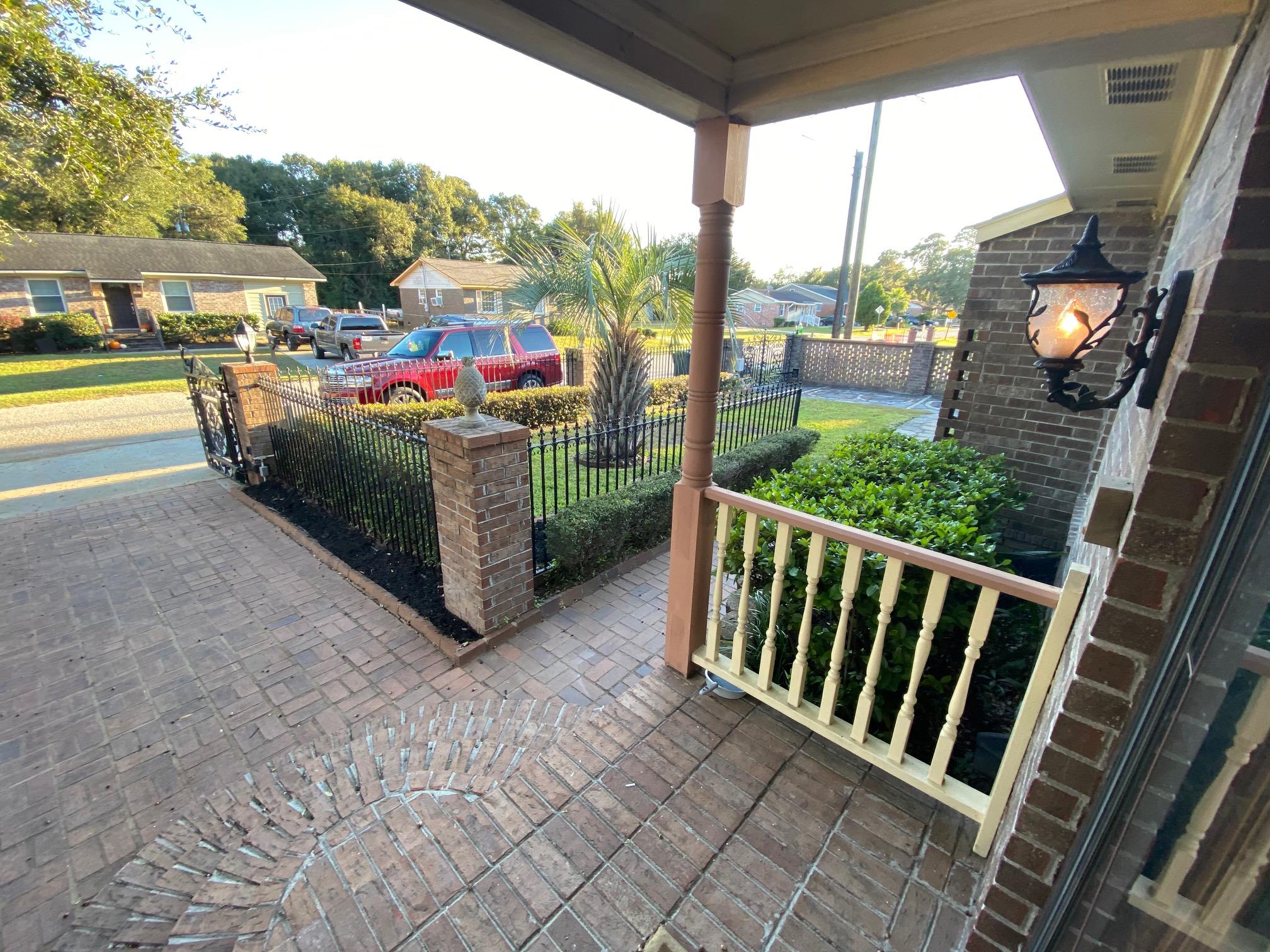 1548 Seacroft Road Charleston, SC 29412 - Photo 4 of 48 IMG_1407