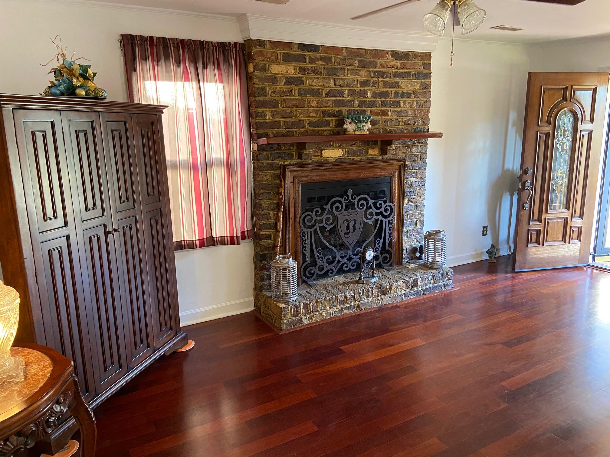 1548 Seacroft Road Charleston, SC 29412 - Photo 7 of 48 IMG_1353