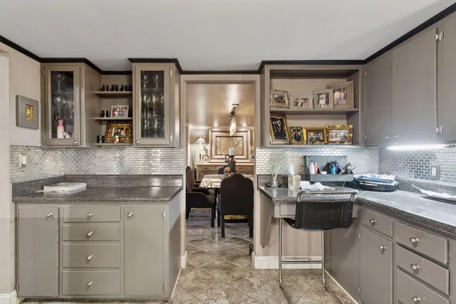 $199,900 | 3076 Lexington Avenue North, Unit A6, Roseville, MN 55113