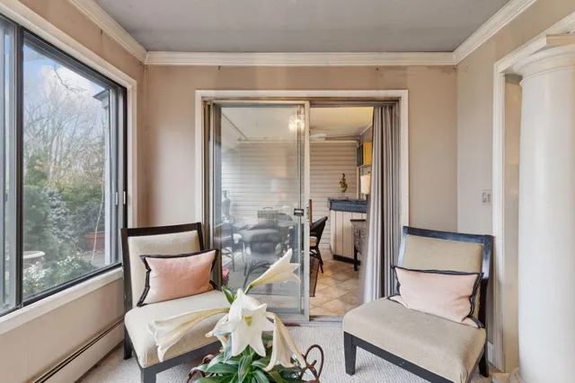 $199,900 | 3076 Lexington Avenue North, Unit A6, Roseville, MN 55113