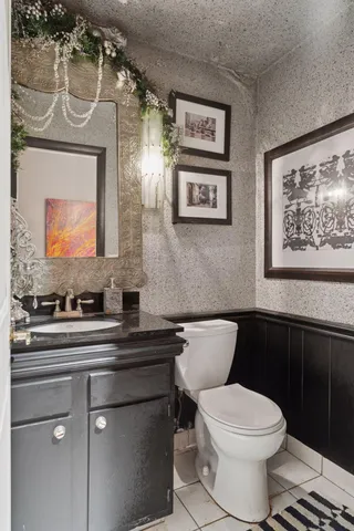 $199,900 | 3076 Lexington Avenue North, Unit A6, Roseville, MN 55113