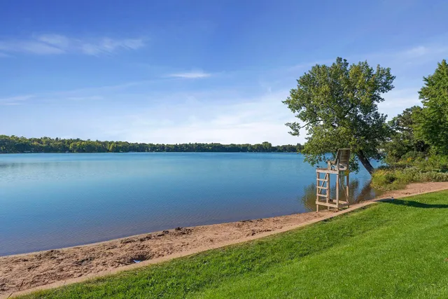 $185,000 | 3076 Lexington Avenue North, Unit A6, Roseville, MN 55113