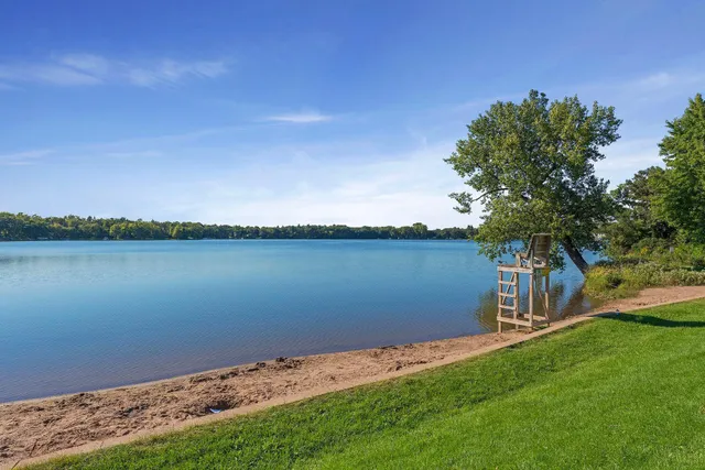 $199,900 | 3076 Lexington Avenue North, Unit A6, Roseville, MN 55113