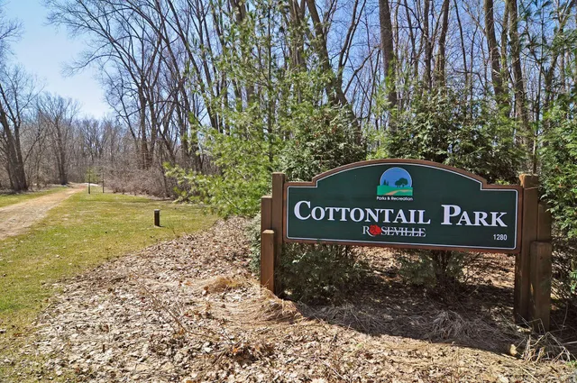 $185,000 | 3076 Lexington Avenue North, Unit A6, Roseville, MN 55113