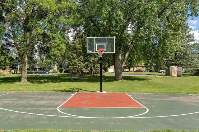 $199,900 | 3076 Lexington Avenue North, Unit A6, Roseville, MN 55113