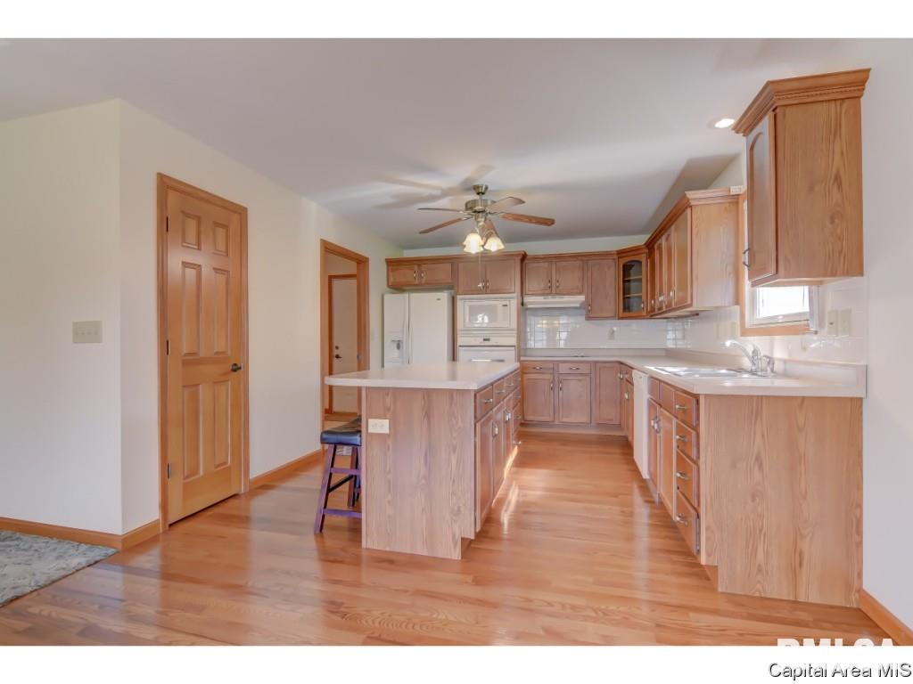 65 Ptarmigan Drive Chatham, IL 62629 - Photo 13 of 36 Gallery Image 13
