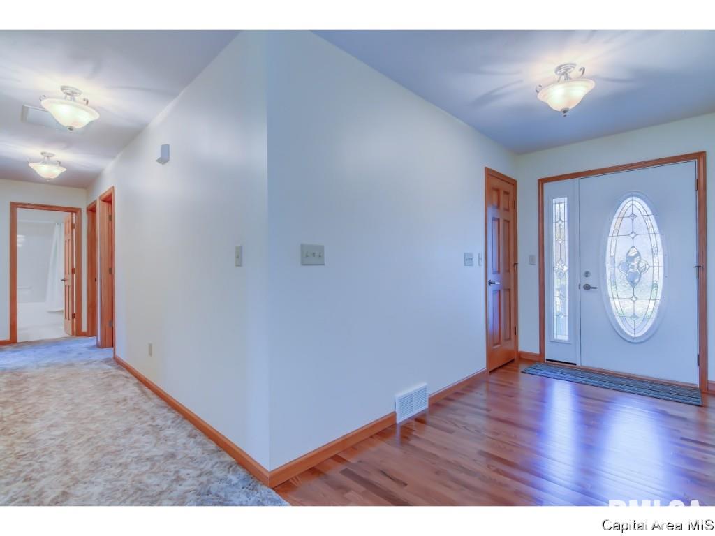 65 Ptarmigan Drive Chatham, IL 62629 - Photo 2 of 36 Gallery Image 2