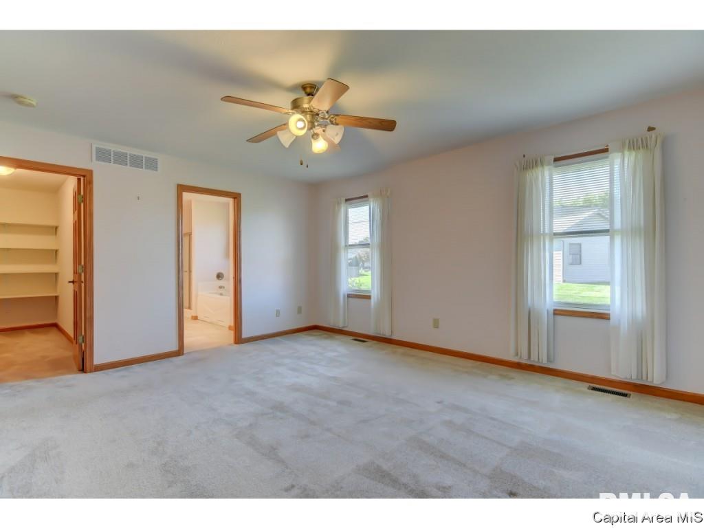 65 Ptarmigan Drive Chatham, IL 62629 - Photo 7 of 36 Gallery Image 7