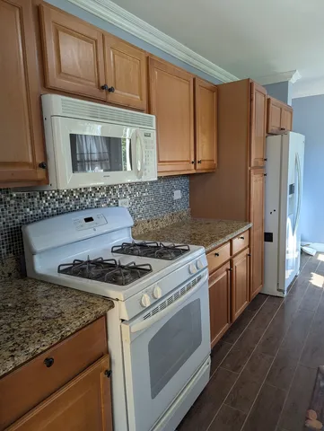 $398,000 | 8927 Belleforte Avenue, Morton Grove, IL 60053