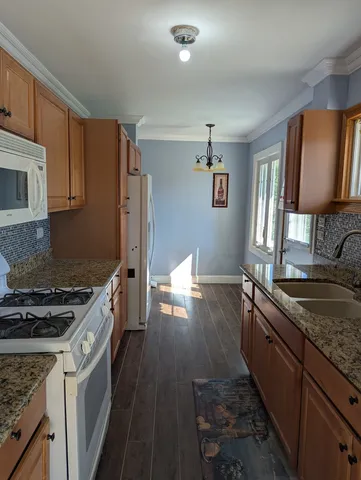 $398,000 | 8927 Belleforte Avenue, Morton Grove, IL 60053