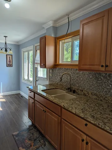 $398,000 | 8927 Belleforte Avenue, Morton Grove, IL 60053