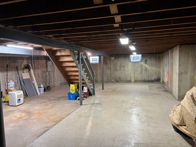 $398,000 | 8927 Belleforte Avenue, Morton Grove, IL 60053