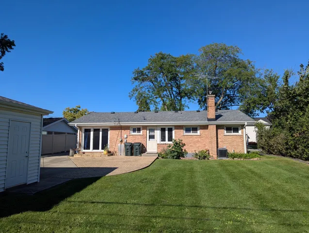 $398,000 | 8927 Belleforte Avenue, Morton Grove, IL 60053