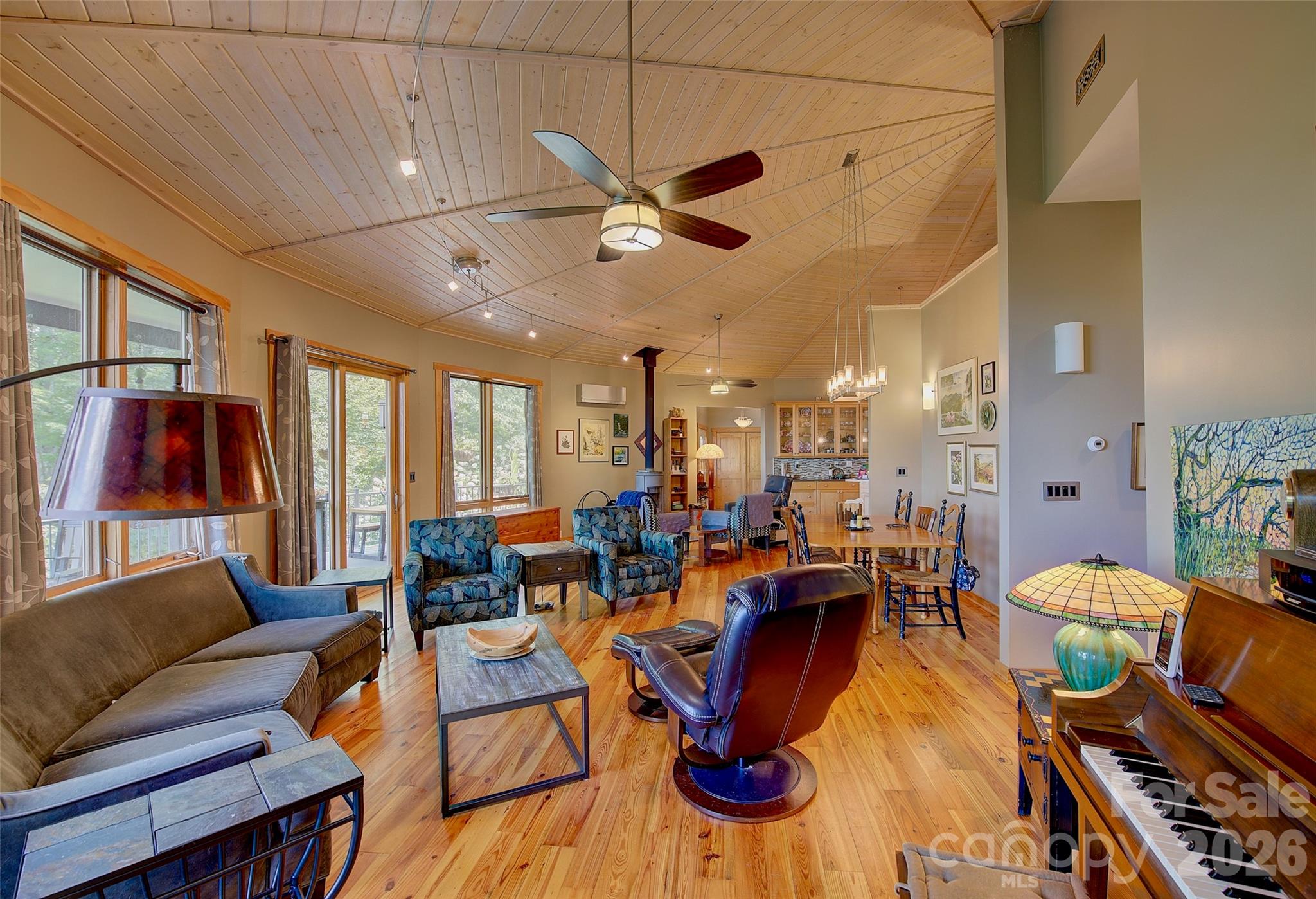 1024 Arrowhead Ridge Road Spruce Pine, NC 28777 - Photo 17 of 48