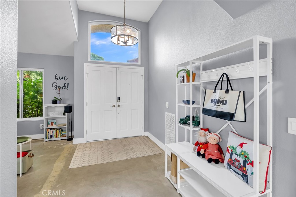 20647 Mesa Oak Drive Riverside, CA 92508 - Photo 6 of 29