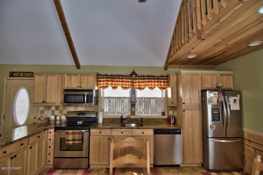 102 Ridge Road Lake Ariel, PA 18436 - Photo 32 of 46