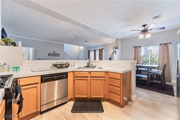 $315,000 | 2050 North Los Feliz Street, Unit 104, Las Vegas, NV 89156