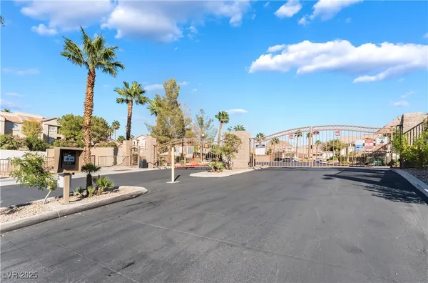 $315,000 | 2050 North Los Feliz Street, Unit 104, Las Vegas, NV 89156